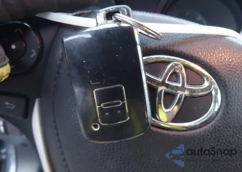 2016 Toyota Corolla S Plus z USA, uszkodzony, nr VIN 5YFBURHE2GP469012